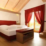 Szálloda Dolomiti Gaia